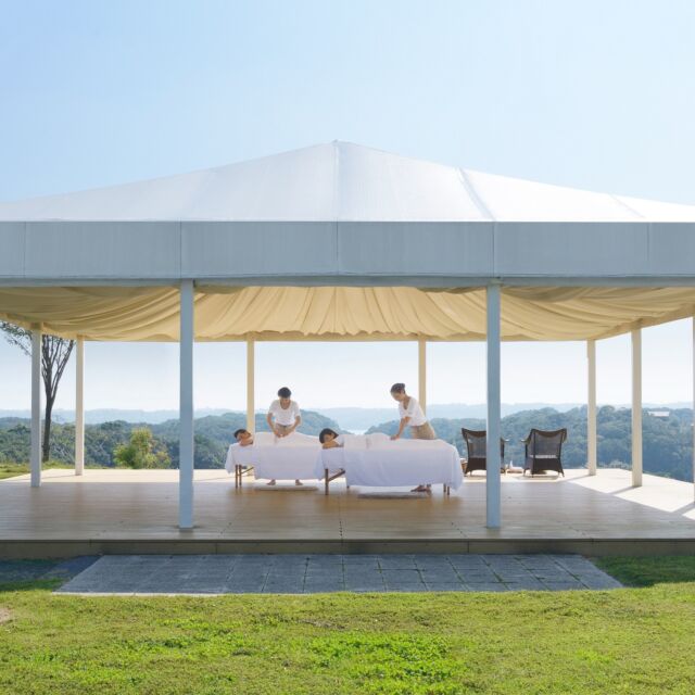 5月10日から人気宿泊施設『NEMU RESORT』で、ミキモト コスメティックスと連携し実現した「PEARL SPA by MIKIMOTO COSMETICS」による「NEMU グランピングトリートメント」の提供を今年もスタートいたします。

NEMUの広大な自然の息吹に包まれながら、NEMUオリジナルメソッドのオールハンドトリートメントをお受けいただくことで究極のリラクゼーションを実感していただけます。

follow!! @nemu_resort

#nemuresort #ネムリゾート #グランピングトリートメント #ミキモトコスメティックス #てふてふの丘スパ #NEMUフォレストヴィラトリートメント #恵みの湯 #潮騒の湯 #パールオーロラ風呂 #真珠の湯 #潮騒の湯 #合歓の木湯 #女子旅 #アクティブ女子 #リフレッシュ #リトリート #グランピング #PEARL_SPA #nemu #glamping #glamping_treatment #onsen #온천 #aguastermales #sourcechaude #sumberairpanas #горячийисточник #heißequelle #น้ำพุร้อน

🏄海・マリンスポーツなどフォトジェニックな志摩市の魅力発信中🏄
【志摩市公式インスタグラム】
@shimacity_official