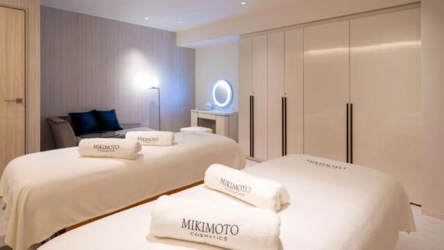 三重県にあるNEMU RESORT (三重県 志摩市)では、母の日に併せた「PEARL SPA by MIKIMOTO COSMETICS」のトリートメントがセットになった宿泊プランが5月6日(火)よりスタートします。

ぜひ、この機会にPEARL SPA by MIKIMOTO COSMETICSのオリジナルトリートメントと、伊勢志摩の味覚など、贅沢で心も体も満ち溢れる極上の時間をお過ごしください。

follow!! @nemu_resort

#nemuresort #ネムリゾート #トリートメント #ミキモトコスメティックス #母の日イベント #恵みの湯 #潮騒の湯 #パールオーロラ風呂 #真珠の湯 #潮騒の湯 #合歓の木湯 #女子旅 #アクティブ女子 #リフレッシュ #リトリート #PEARL_SPA #nemu #onsen #온천 #aguastermales #sourcechaude #sumberairpanas #горячийисточник #heißequelle #น้ำพุร้อน

🏄海・マリンスポーツなどフォトジェニックな志摩市の魅力発信中🏄
【志摩市公式インスタグラム】
@shimacity_official